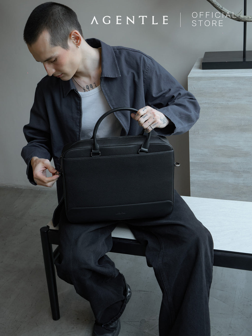 AGENTLE • A BRIEFCASE – Laptop Ready Structured Business Briefcase • Minimal Black