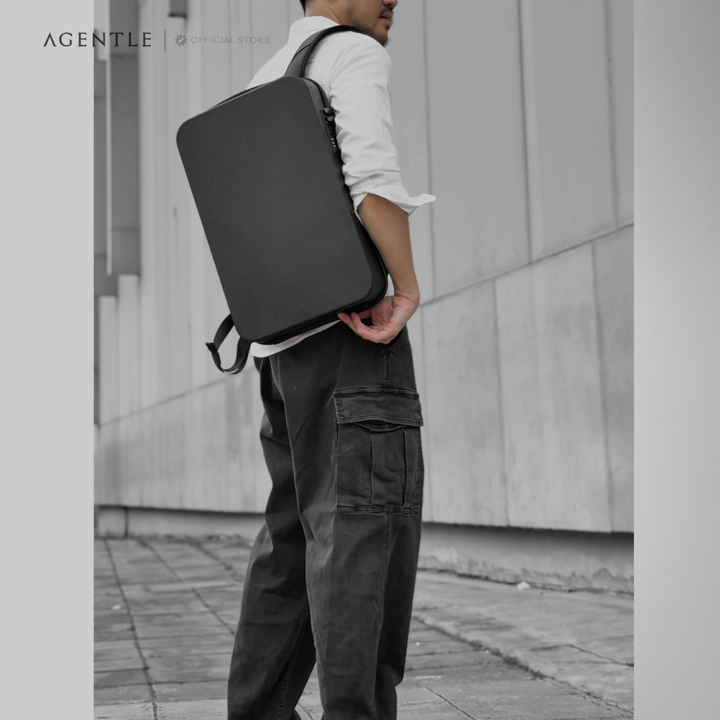AGENTLE • PERFECT PACK [18"] Minimal Tech Backpack • Structured Hard Shell