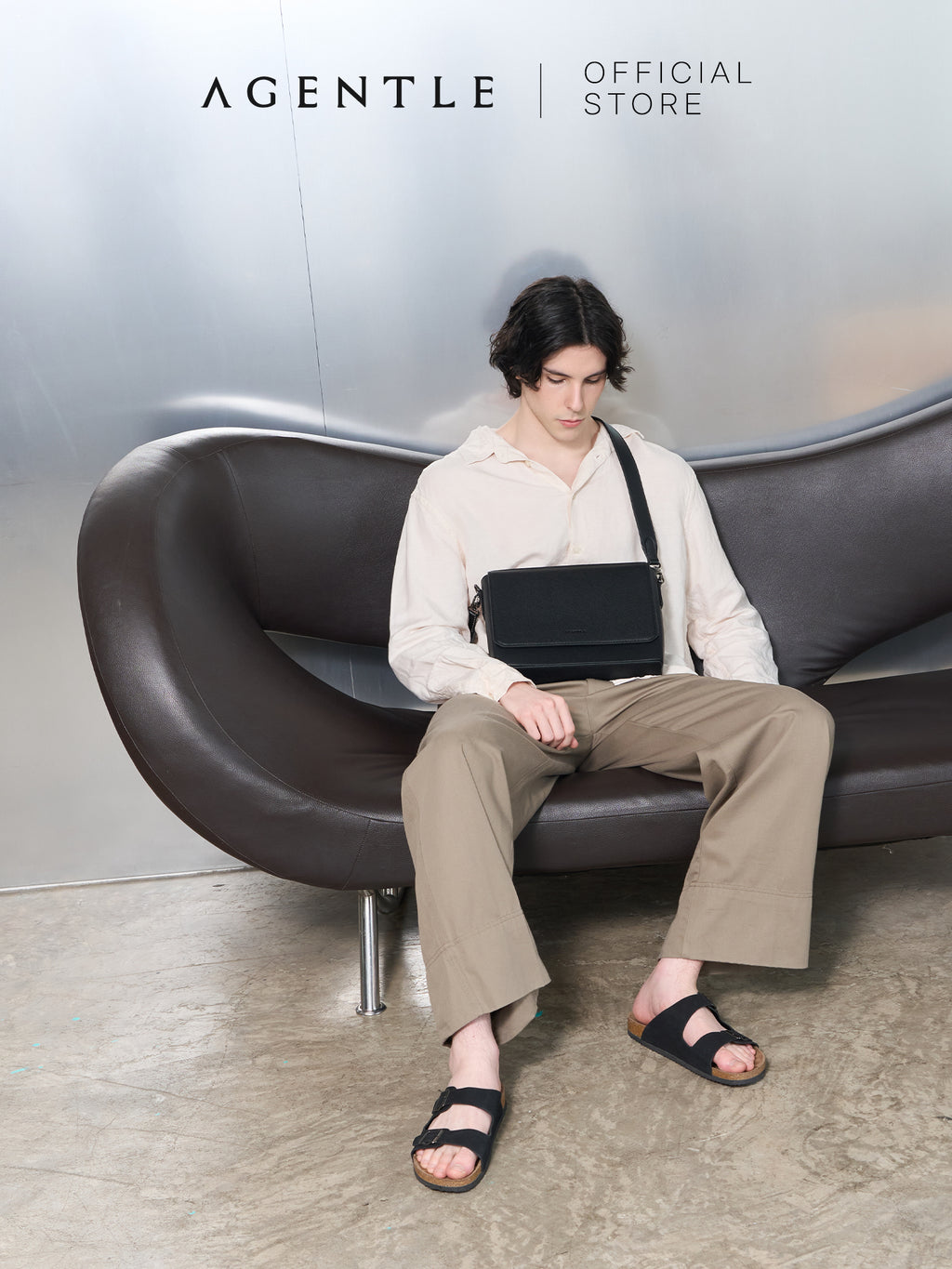 AGENTLE • BOXCASE CITY - Structured Cuboid Messenger for Men